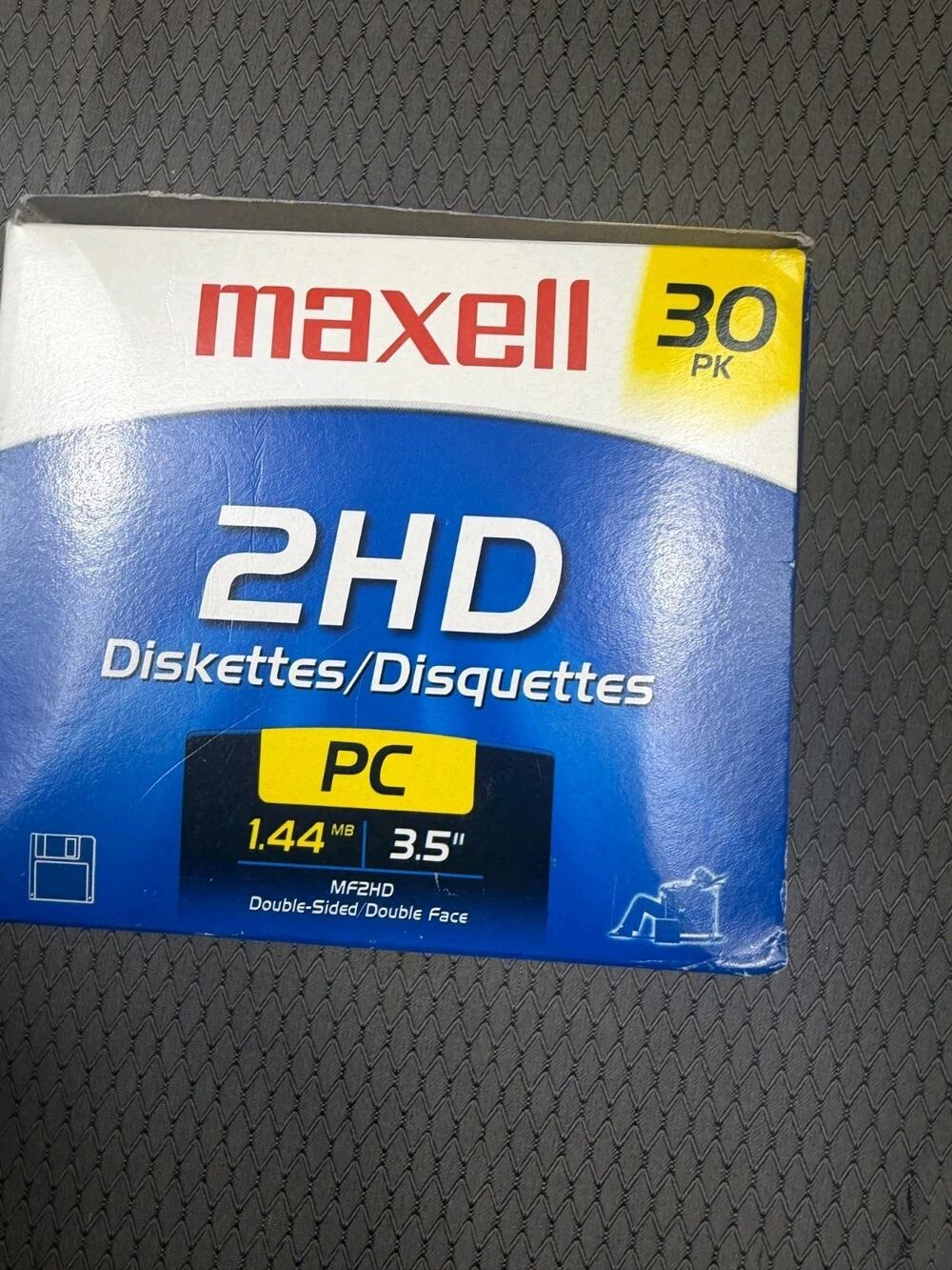 NOS Maxell 2HD MF2HD 1.44 mb 3.5" 27 PC Floppy Diskettes High Density Disk Black